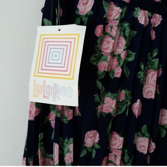 ✅️ NWT. Lularoe Deanne navy with pink floral pleated accordian wrap ski… - Picture 4 of 4